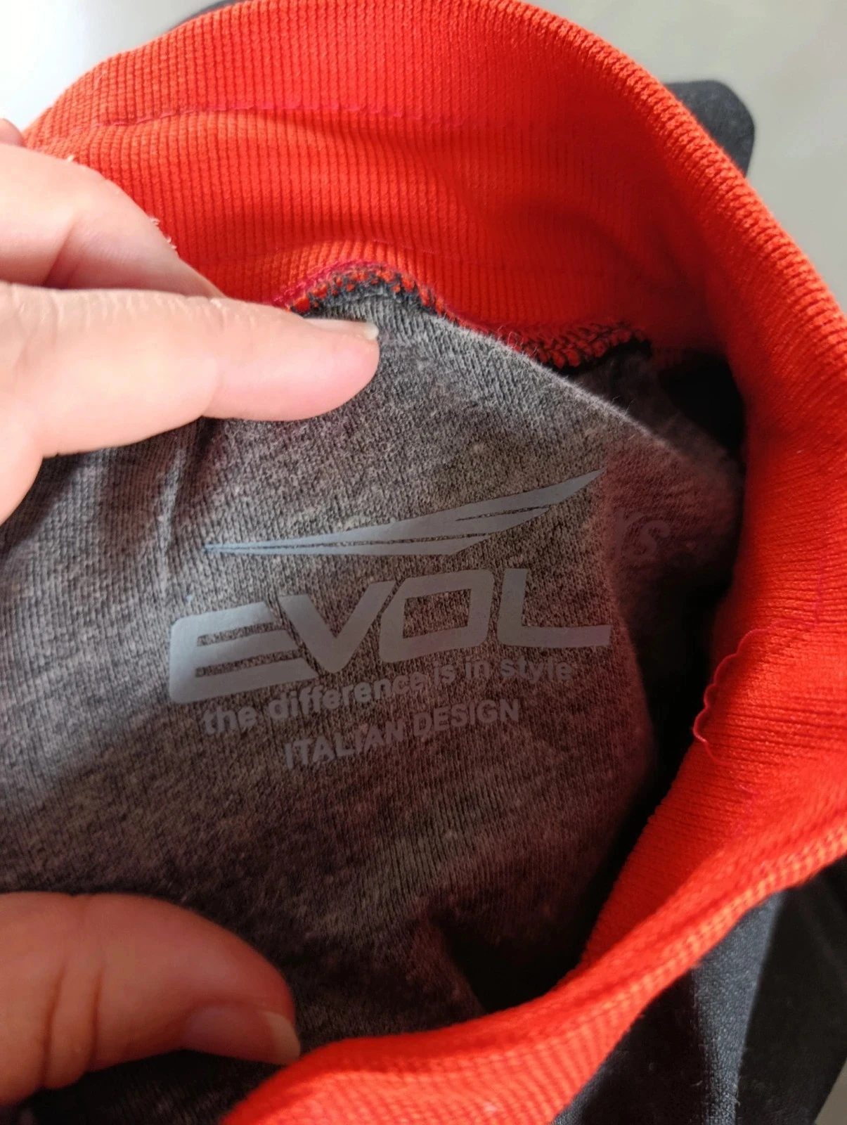 Evol trainingsbroek zwart en rood – 2XS – Ritssluiting bij de enkels – photo 6